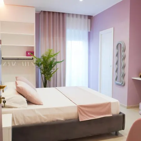 Dominaples Bed and breakfast 4*